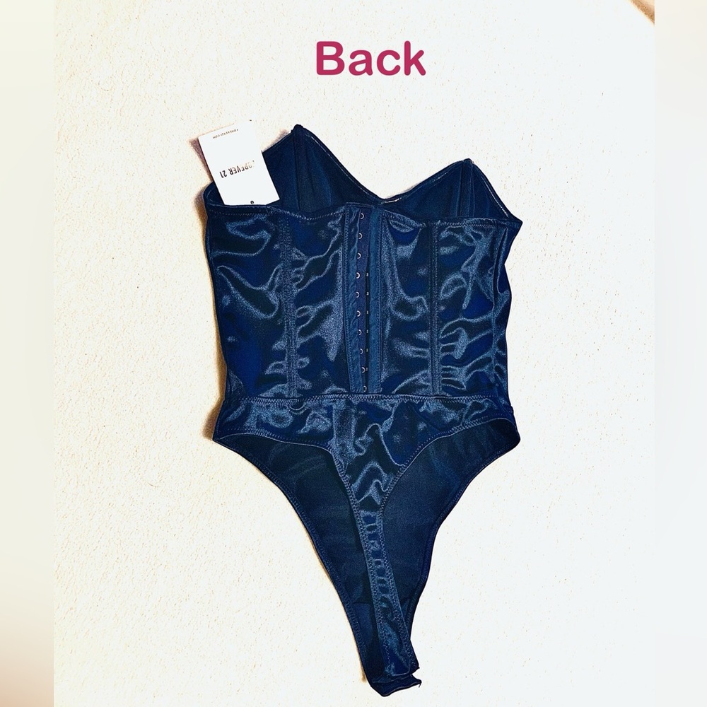 FREE SHIP - NWT Luxurious Corset Lingerie